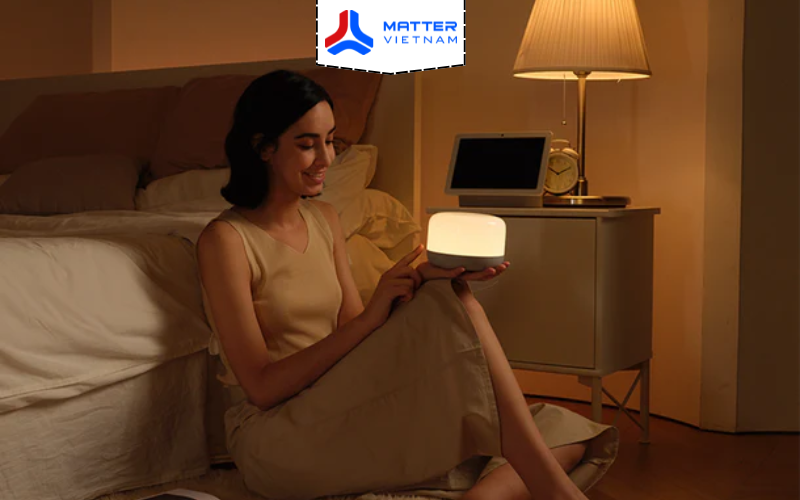 Den De Ban D2 – Den Ngu De Ban Yeelight D2 Nho Gon Thong Minh Va Tinh Te 4