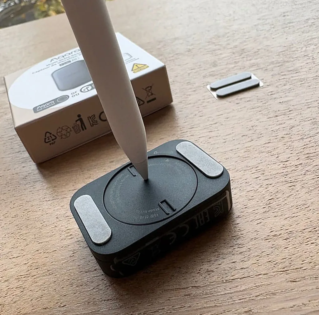 review cam bien da trang thai p100